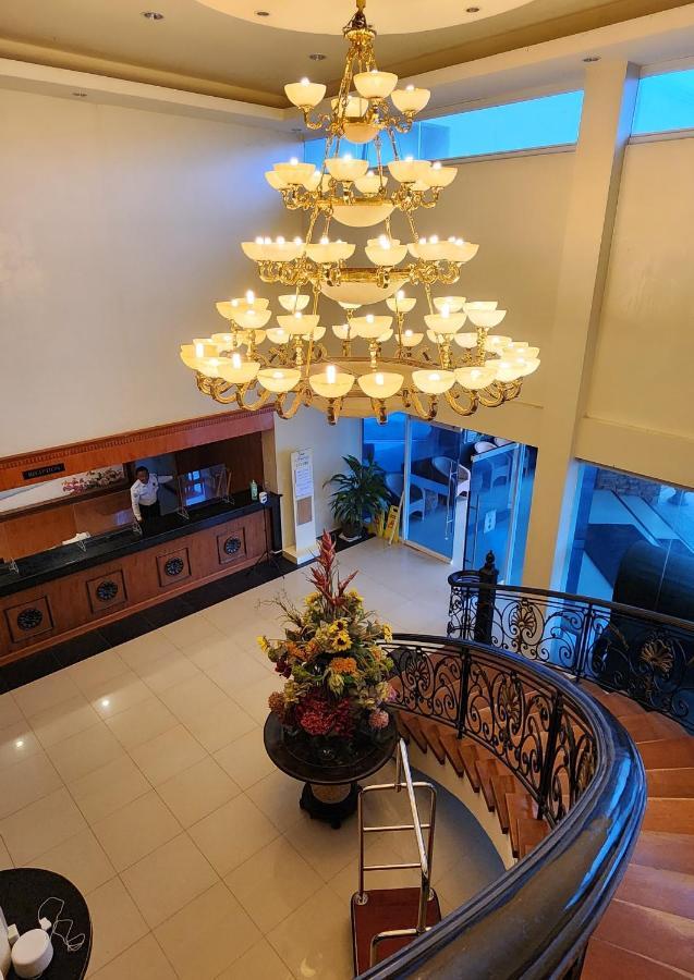 Villa Tomasa Alona Kew White Beach Resort ปางเลา ภายนอก รูปภาพ