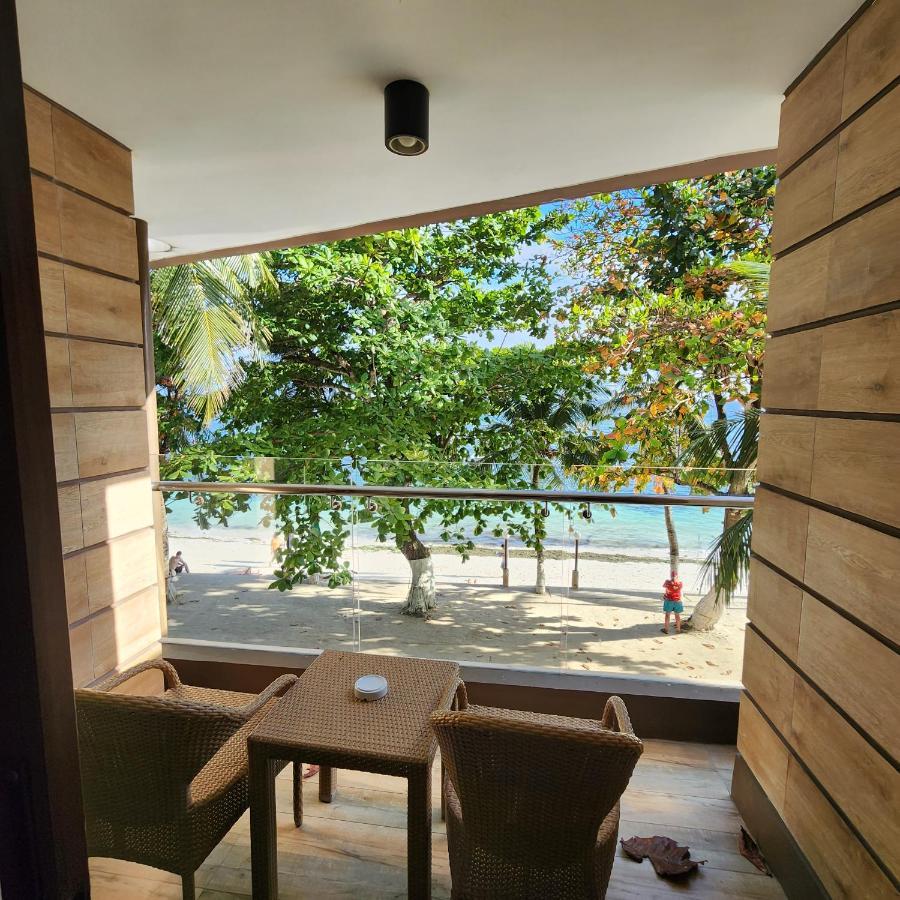 Villa Tomasa Alona Kew White Beach Resort ปางเลา ภายนอก รูปภาพ