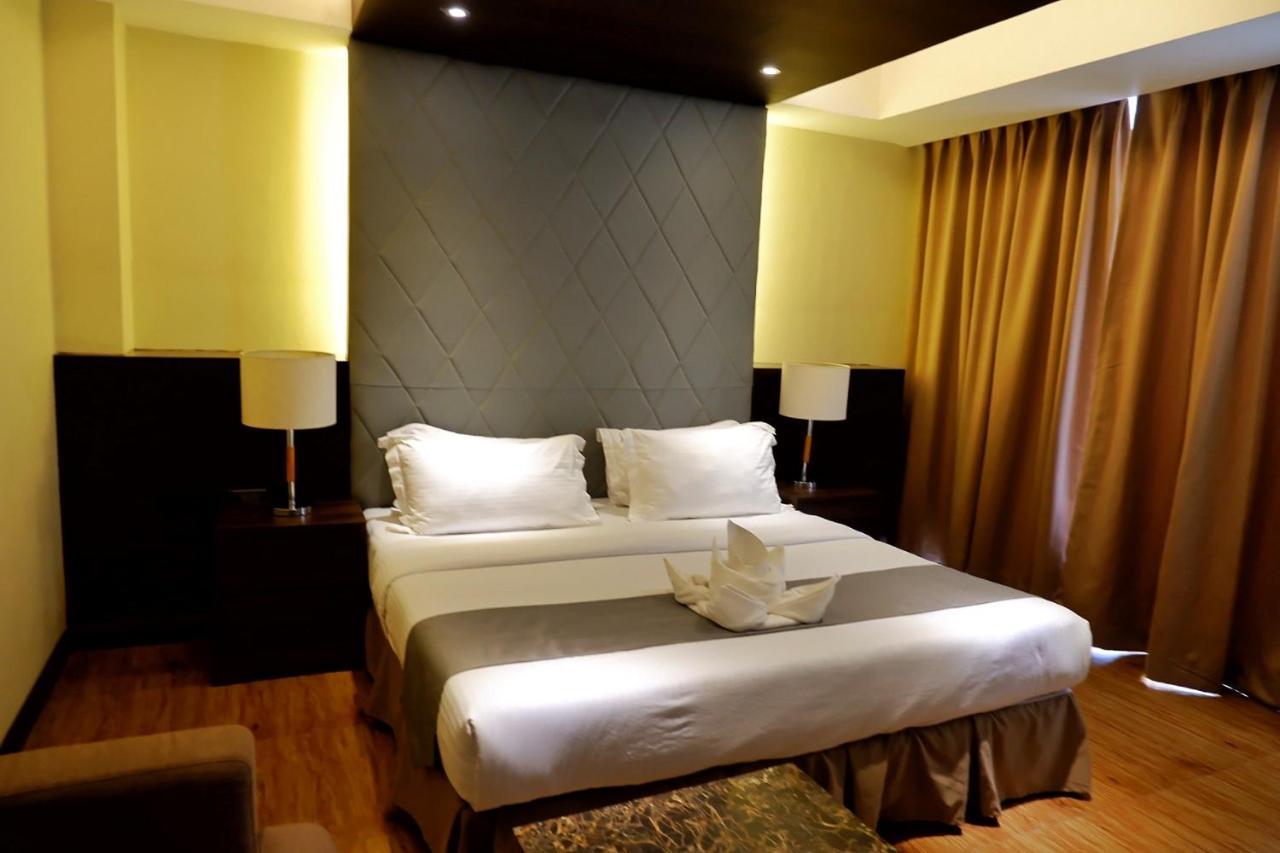 Villa Tomasa Alona Kew White Beach Resort ปางเลา ห้อง รูปภาพ