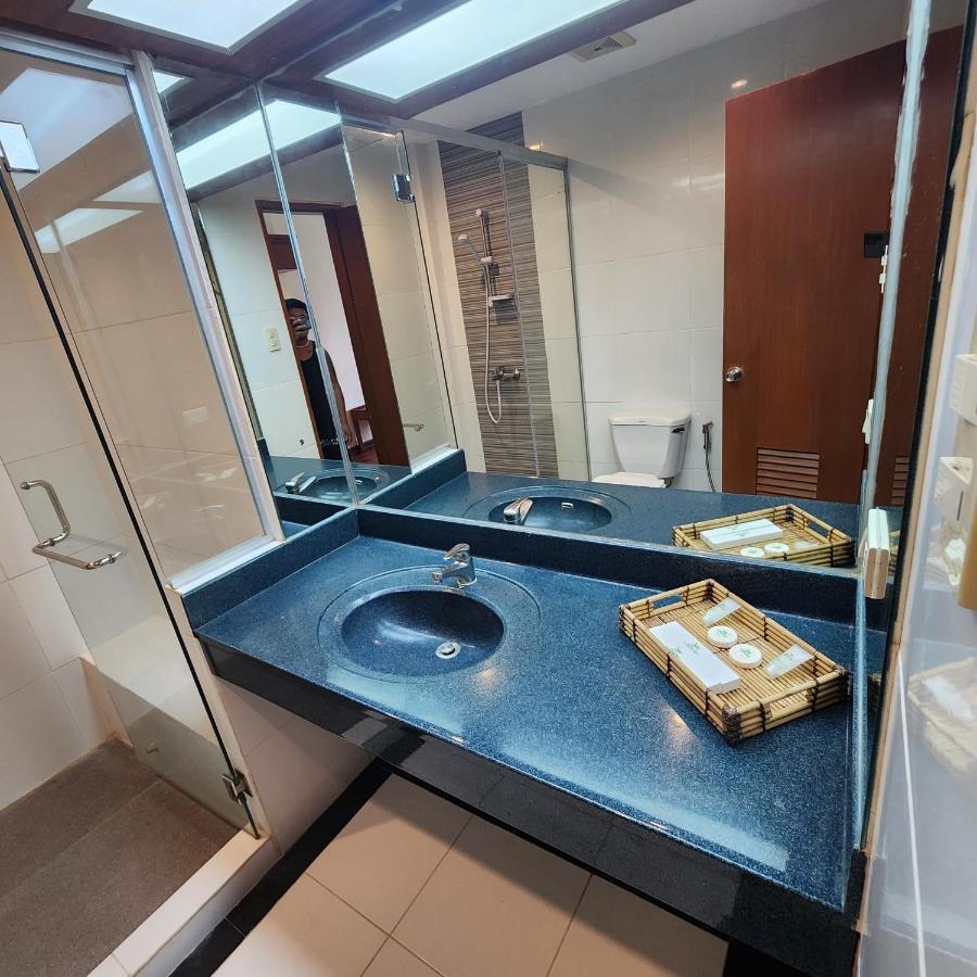 Villa Tomasa Alona Kew White Beach Resort ปางเลา ภายนอก รูปภาพ